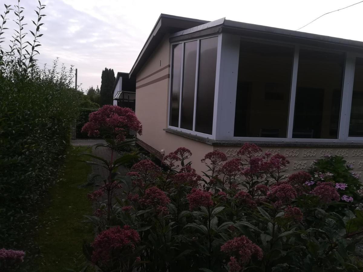 Ferienhaus Am Wald Loissin Luaran gambar