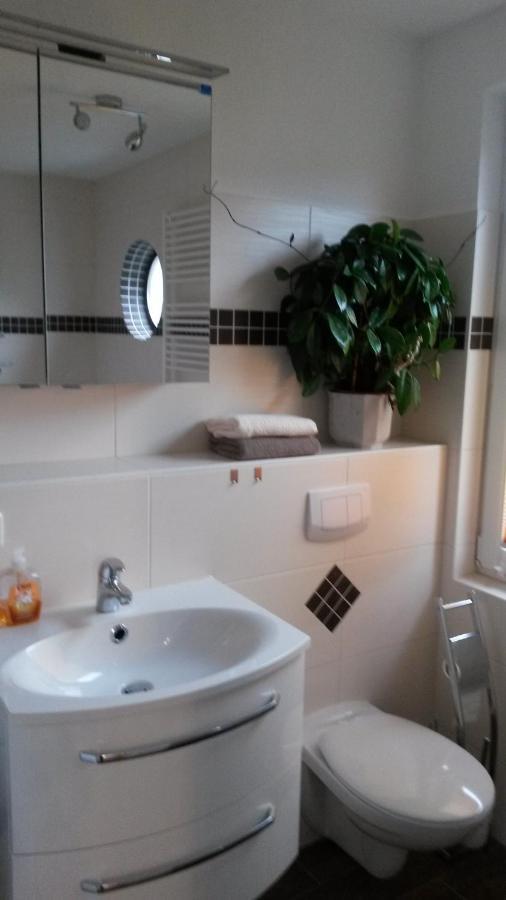 Ferienhaus Am Wald Loissin Luaran gambar